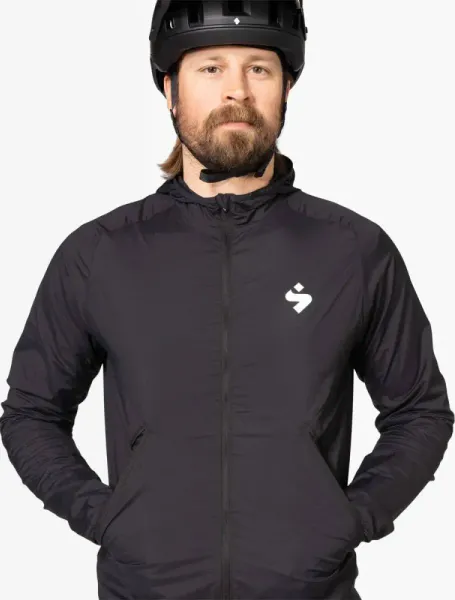 Sweet Protection Hunter Hooded Vindjakke - Black